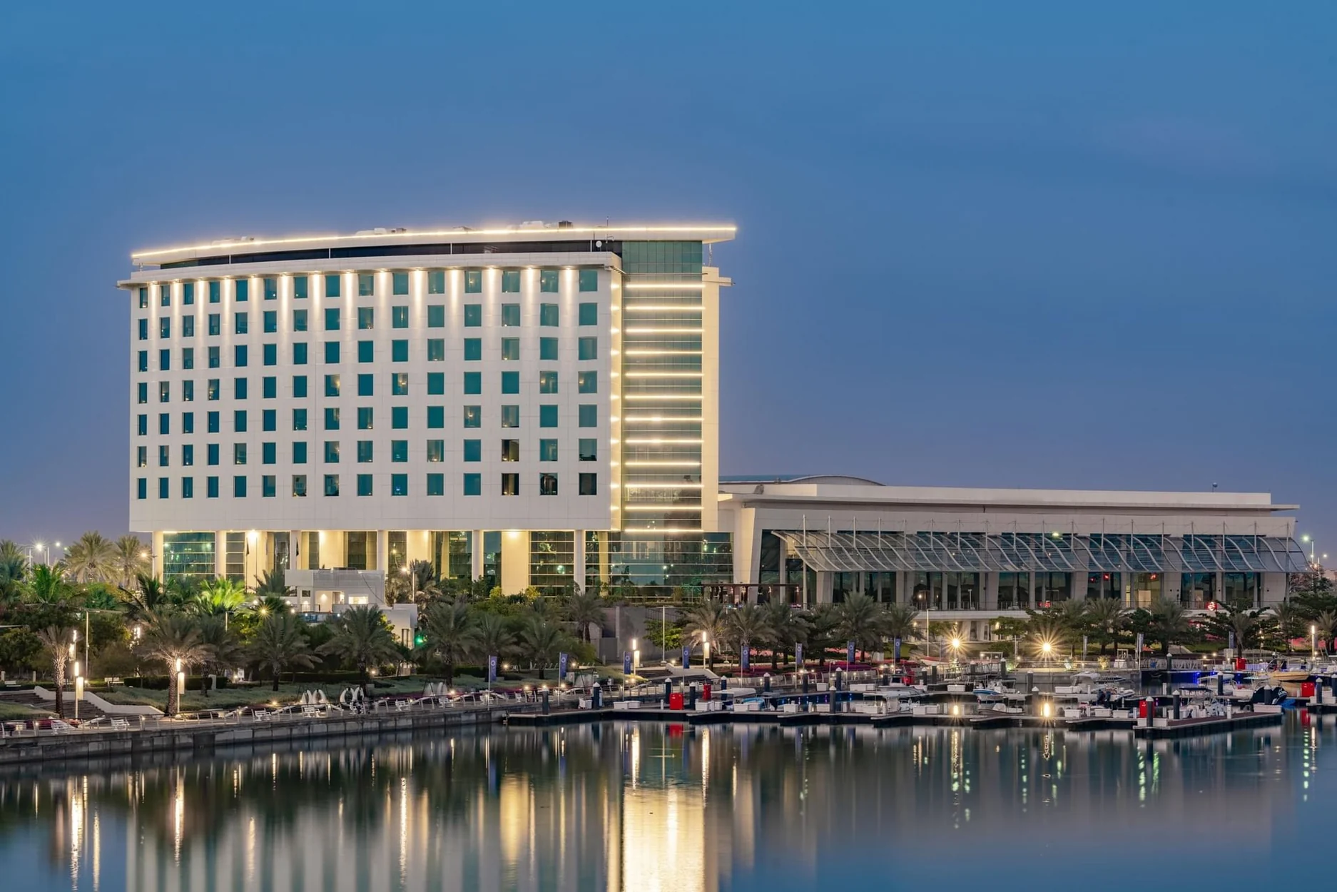 Bay La Sun Hotel & Marina